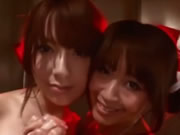 สาวญี่ปุ่นสองคนเต้นเซ็กซี่