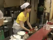 บริการพิเศษในร้านซูชิญี่ปุ่น